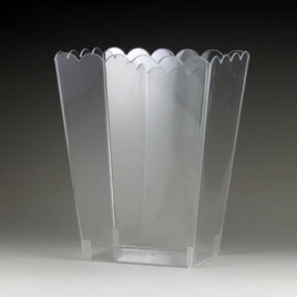 LG Scalloped 6"L x 5"W x 8"H