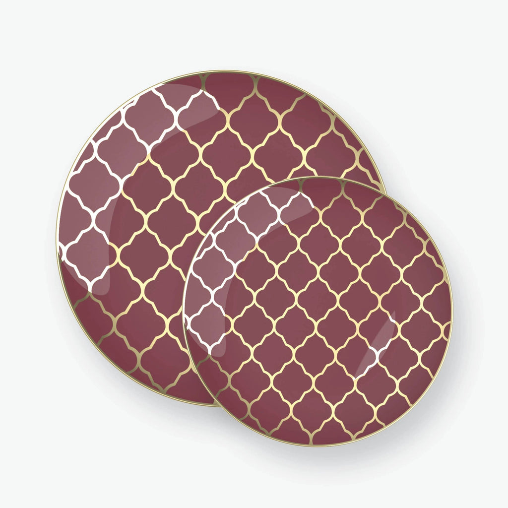 Round Cranberry, Gold Pattern Plastic Plates | 10 Pack